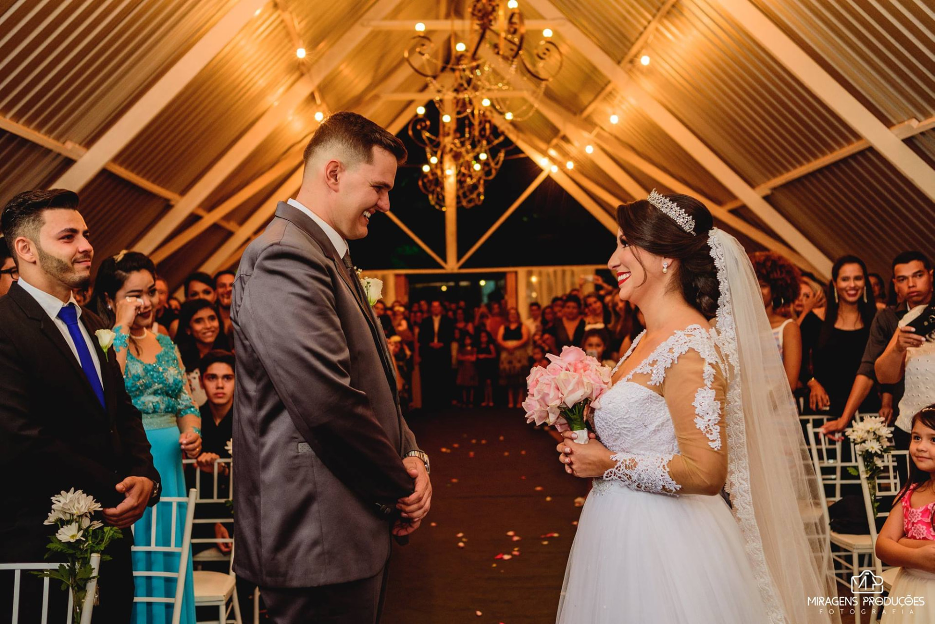 Cerimônia de casamento na capela do Recanto dos Pássaros